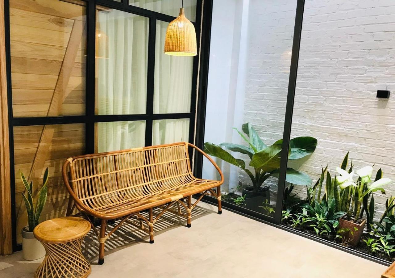 6 Bedroom House - Best Location - 5Mins My Khe Beach Da Nang Esterno foto
